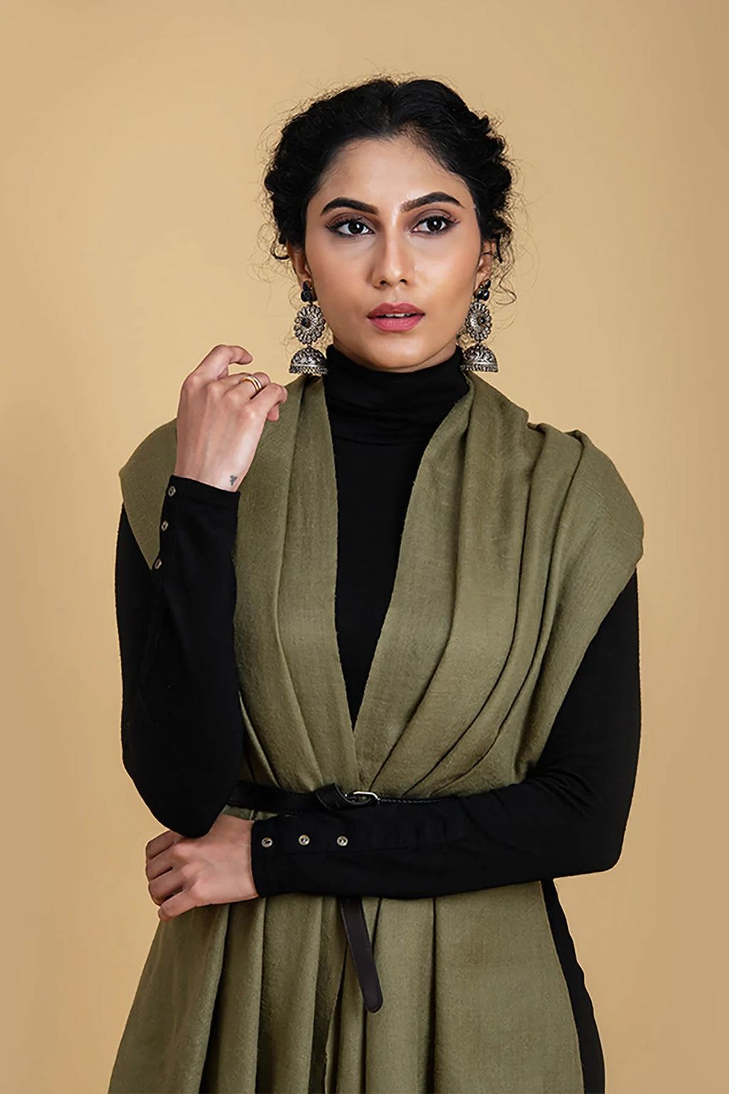 Urzuv_Product_Olive_Green_Pashmina_Stole_1_1600x2400