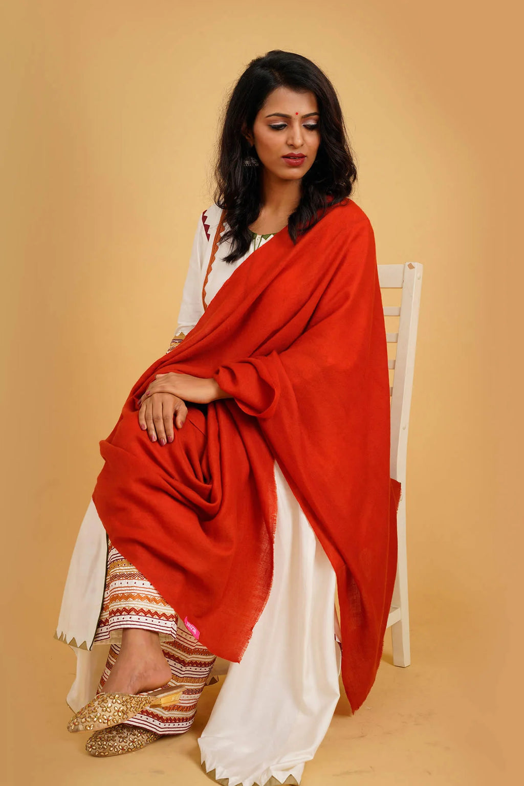 Urzuv_Product_Crimson_Red_Pashmina_Stole_1_1600x2400