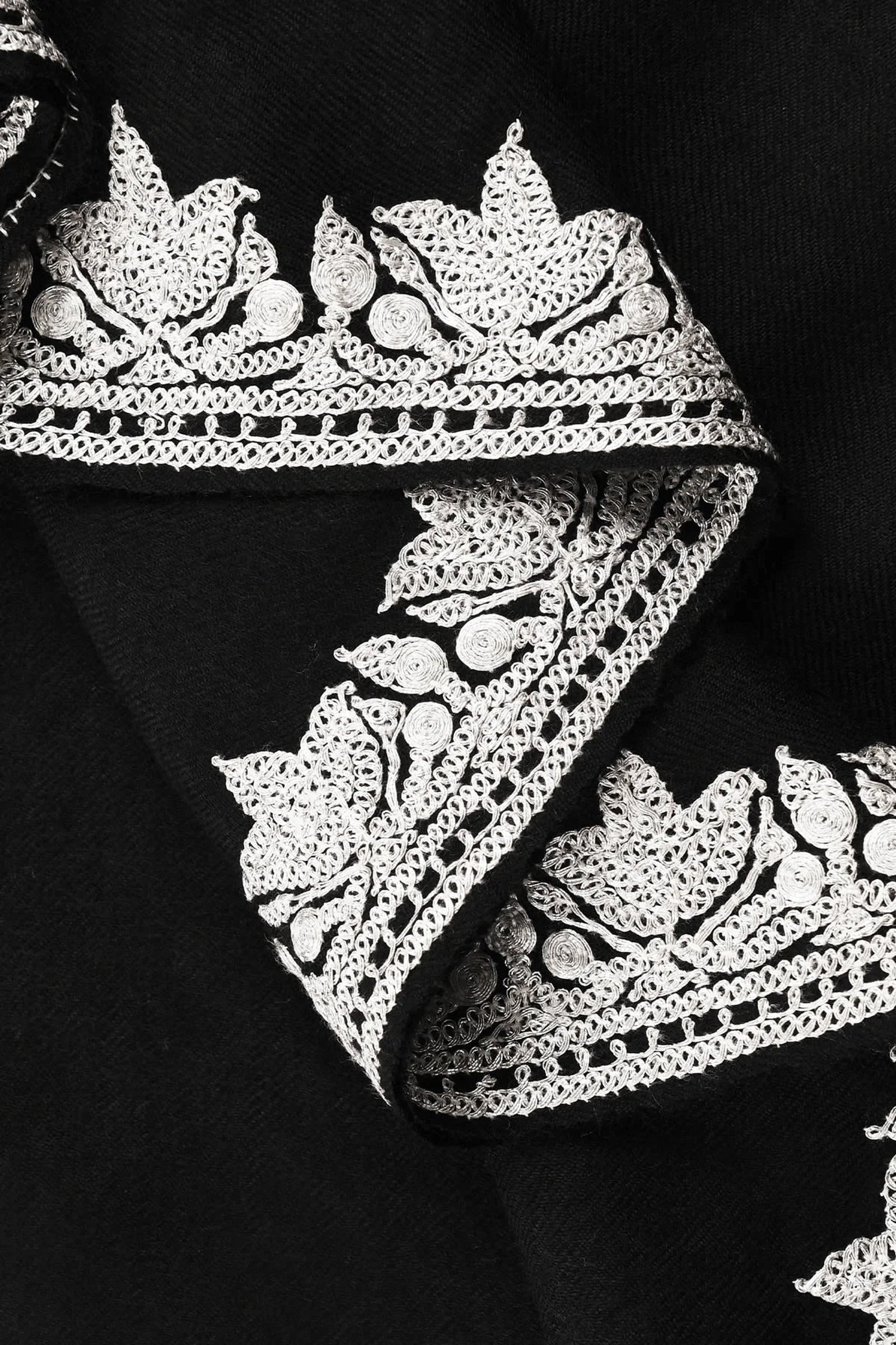 Urzuv_Product_Midnight_Black_Shawl_3_1600x2400