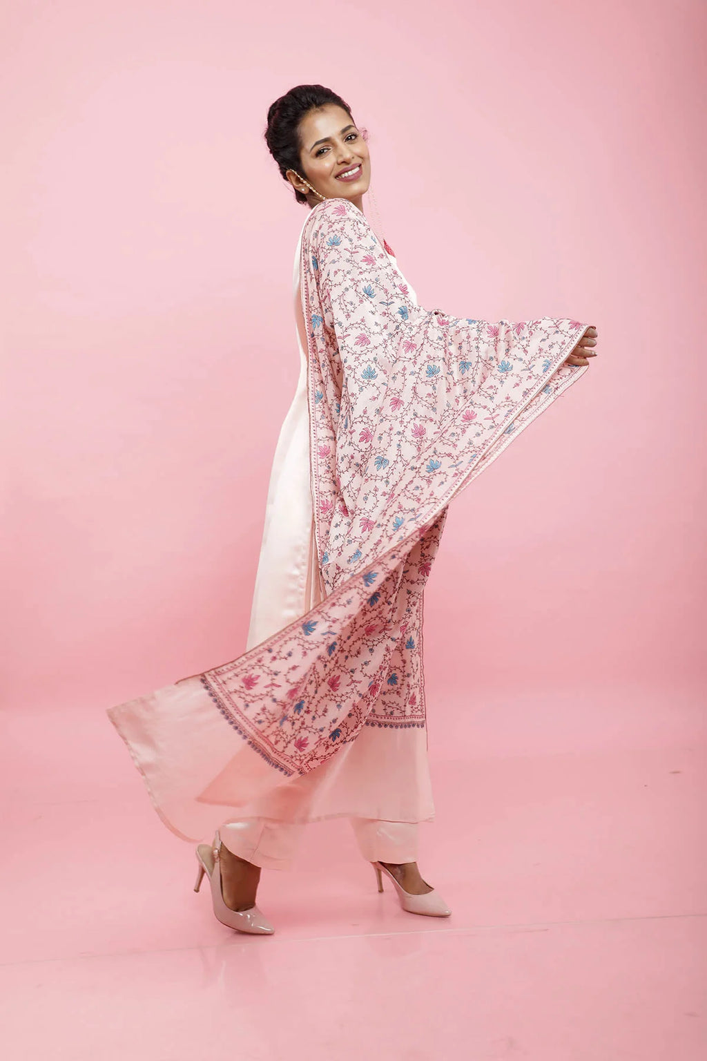 Urzuv_Product_Baby_Pink_Summer_Suit_3_1600x2400