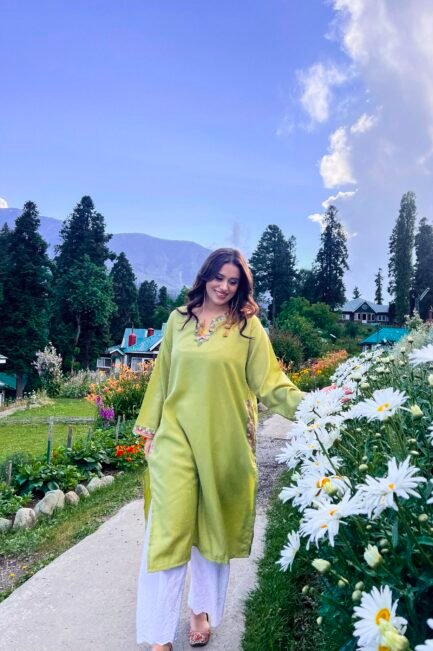 Moss Green Pheran